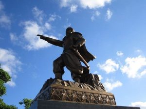 Phùng Hưng Bố Cái Đại Vương - Anh Hùng Dân Tộc Chống Nhà Đường Thế Kỷ VIII