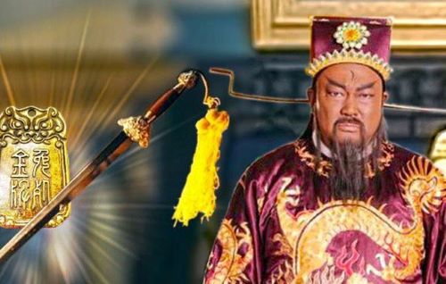 Thượng Phương Bảo Kiếm: Sự Thật Hay Chỉ Là Huyền Thoại?