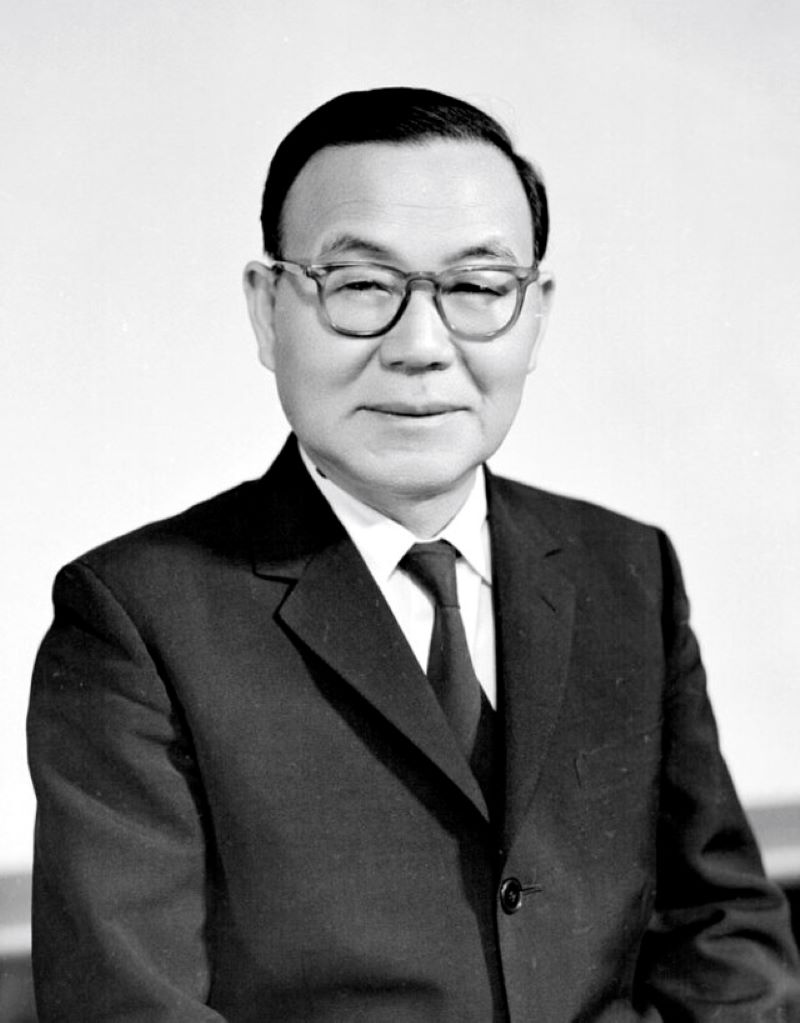 Yun Posun (1960 ~ 1962)