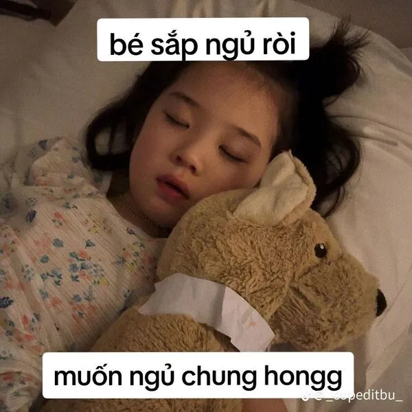 meme em bé ngủ 