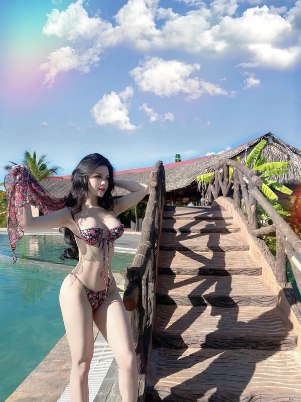 anh-gai-xinh-mac-bikini (7)