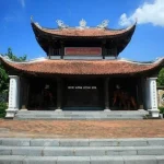 Chính điện đền thờ vua Quang Trung