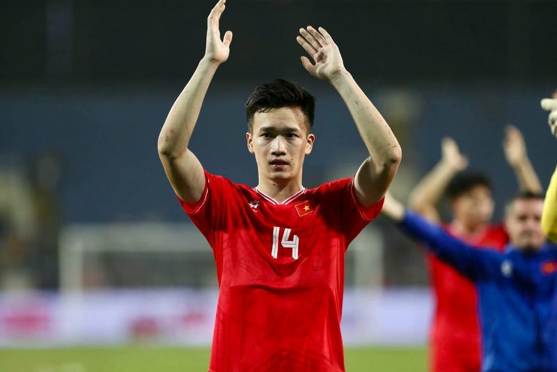 Nguyễn Hoàng Đức trong màu áo Viettel FC - Khám phá thêm tại SV388