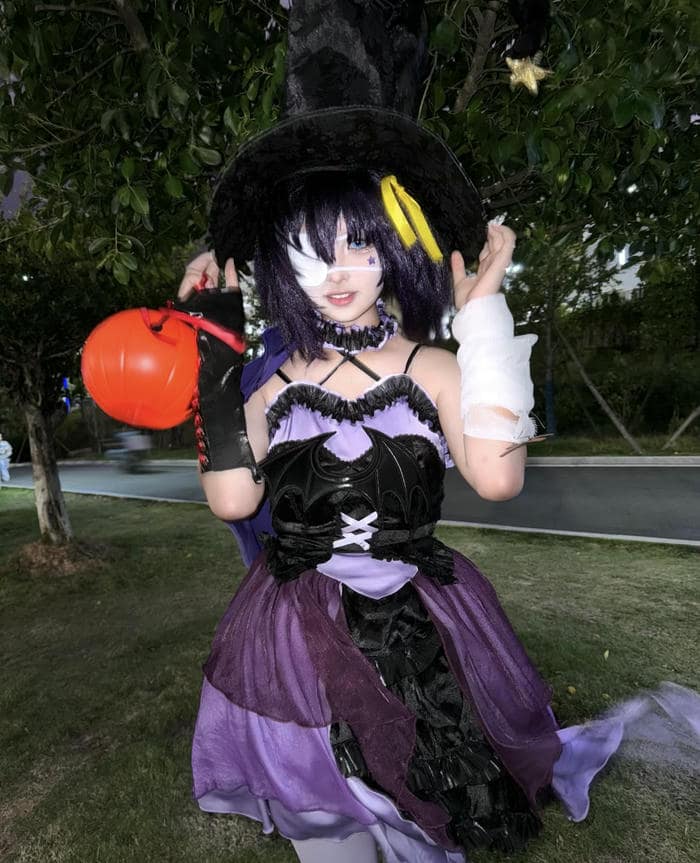 ảnh coser tone sáng