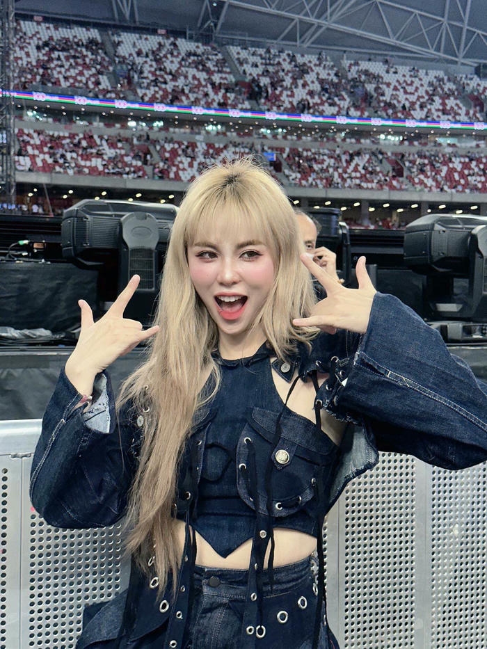 Ảnh Misthy sexy ánh nhìn cuốn hút người xem