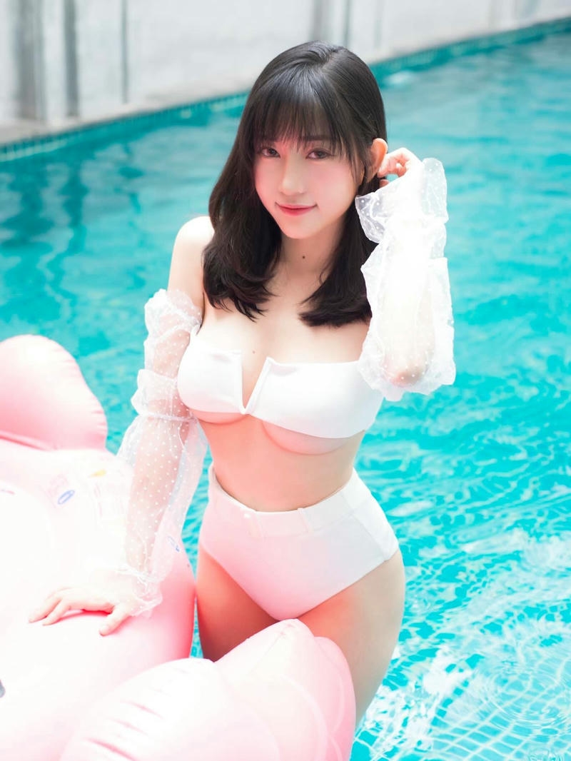 Ảnh Tiny Asa leak phong cách cá nhân ấn tượng