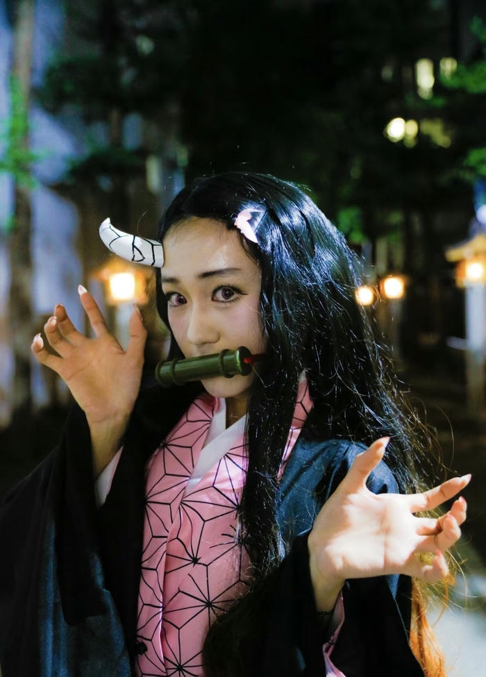 Ảnh cosplay Nezuko dễ thương rạng rỡ nổi