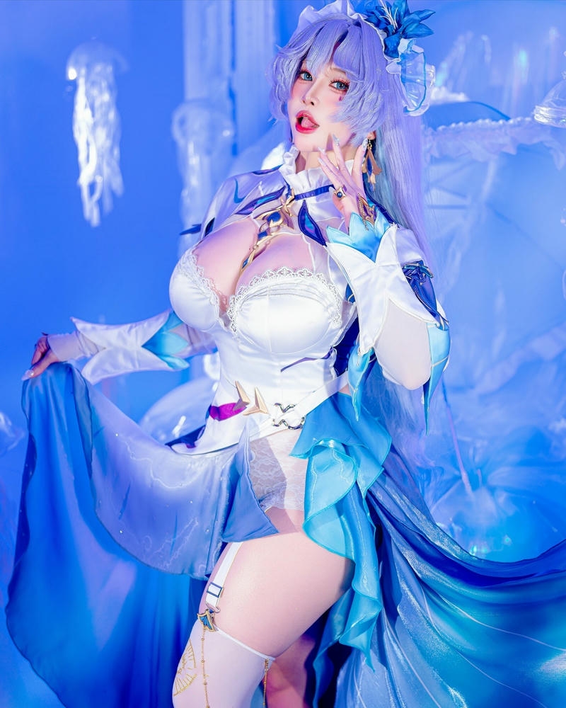 Ảnh cosplay Tiny Asa táo bạo phong cách anime