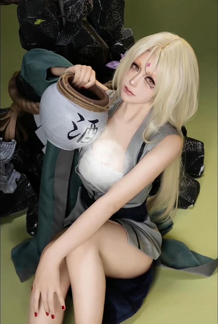 Cosplay Tsunade vẻ đẹp cá tính mạnh