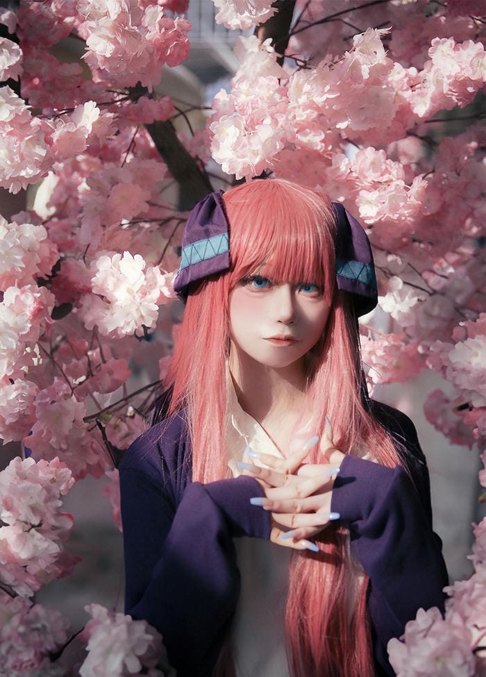 Cosplay anime nữ thần thái thu hút ánh nhìn