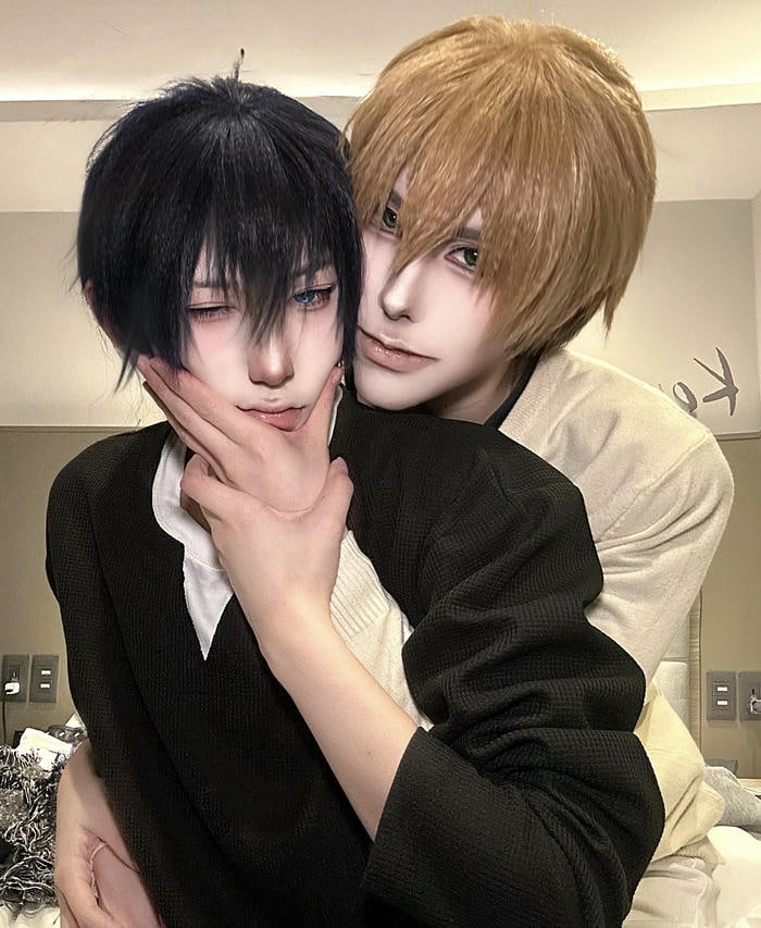 Cosplay đam mỹ hình ảnh hành động táo bạo