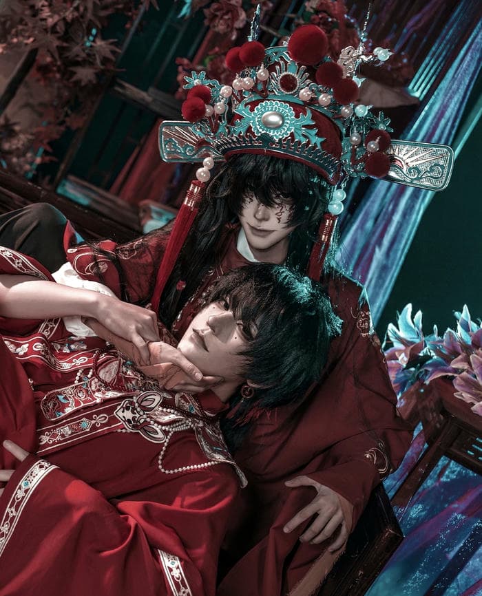 Cosplay đam mỹ tạo hình ấn tượng