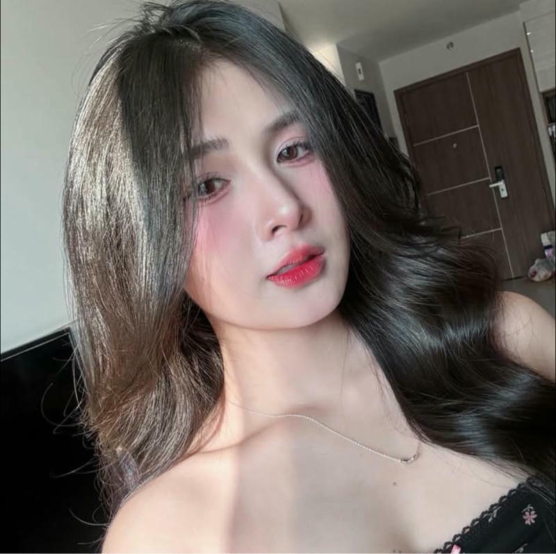 Hình Quỳnh Alee bikini sexy chụp biển nghệ thuật