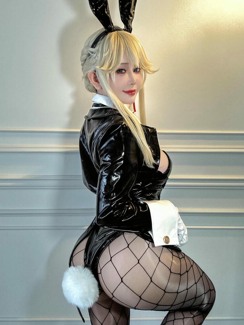 Hình ảnh Tiny Asa phong cách thời trang cá tính