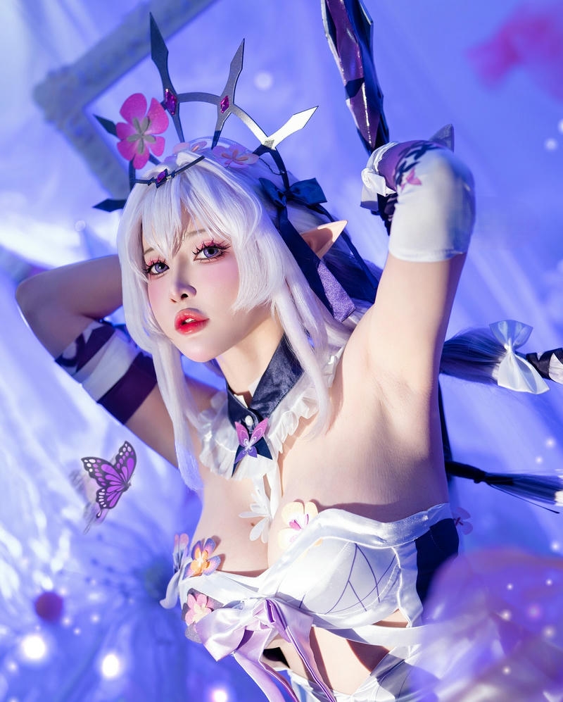 Tiny Asa ảnh cosplay nữ tính thời trang hiện đại