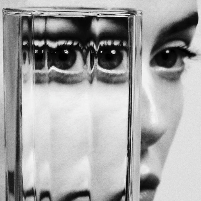 hình avatar đen trắng hình ảnh sâu