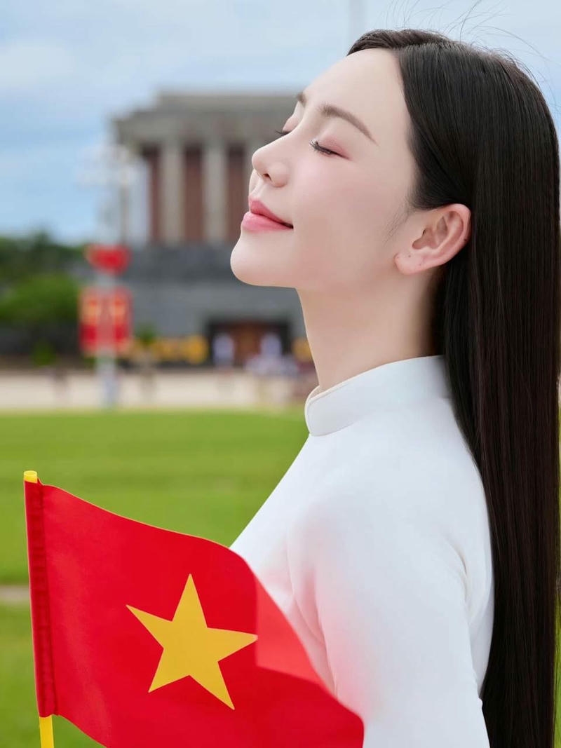 hình sexy quỳnh kool tạo hình tinh tế