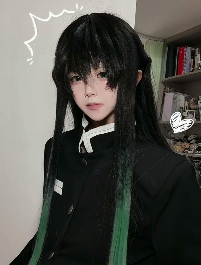 Ảnh cosplay Muichiro đường nét mạnh mẽ