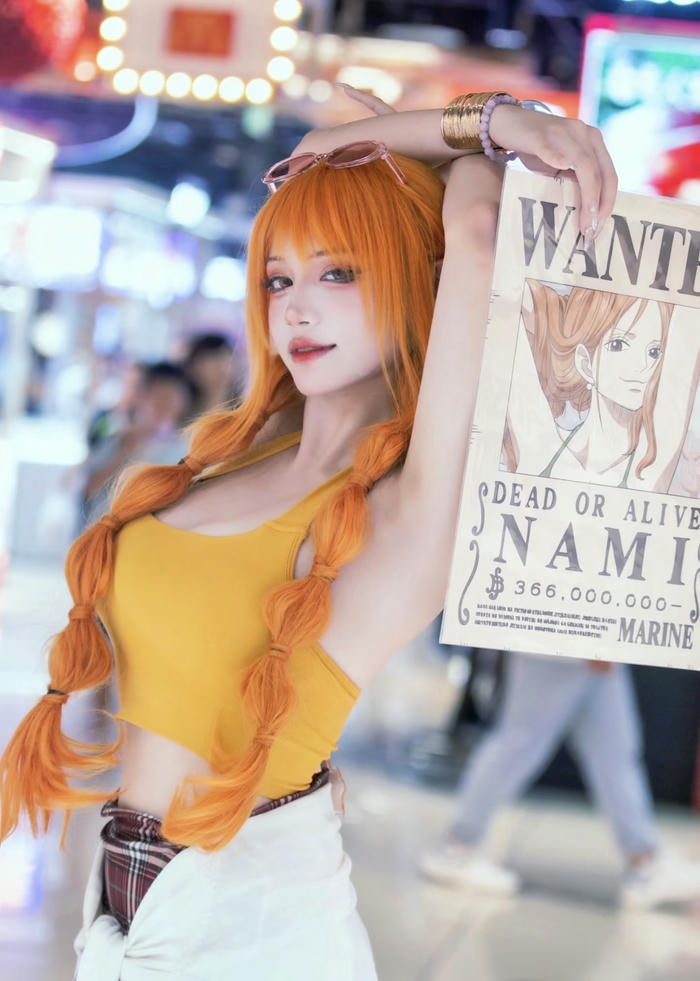 Ảnh cosplay One Piece phong cách trẻ trung nổi bật