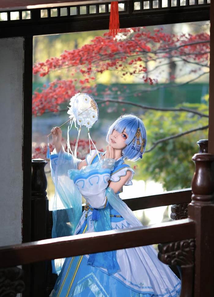 Ảnh cosplay Rem cute ánh mắt dịu