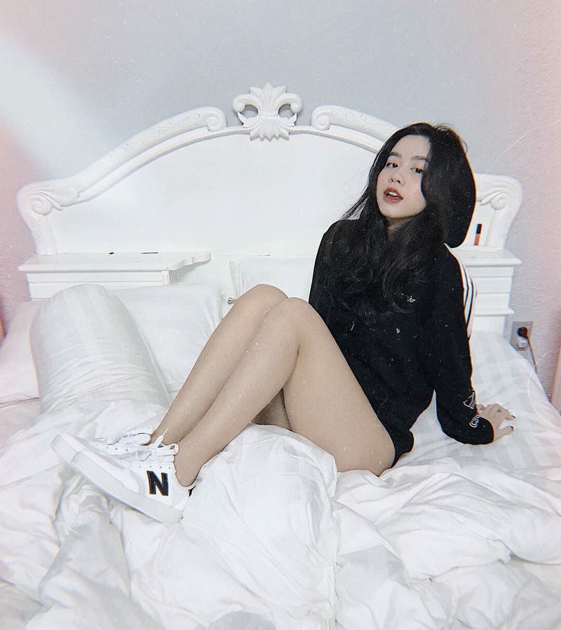 Hàn Hằng nude ảnh gợi tình nữ tính táo bạo cuốn hút