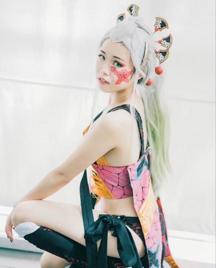 Hình ảnh Daki cosplay gợi cảm mạnh