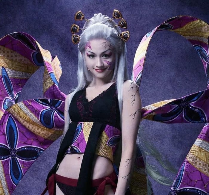 Hình ảnh Daki cosplay sexy ánh mắt