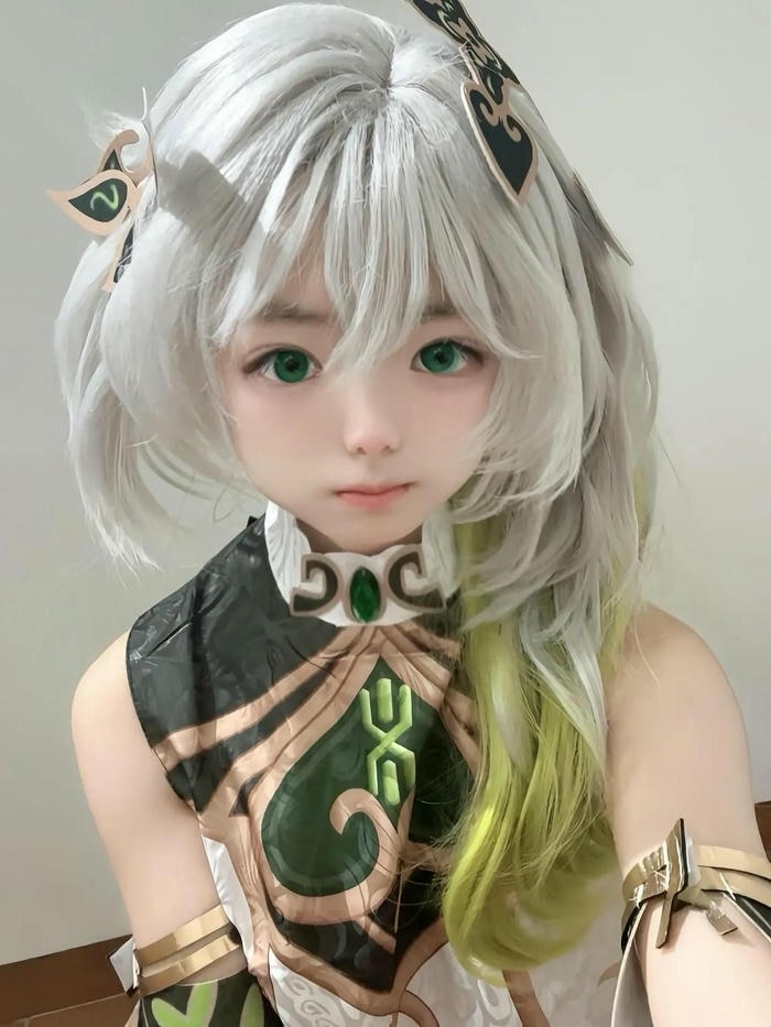 Hình ảnh Nahida cosplay đáng yêu xỉu
