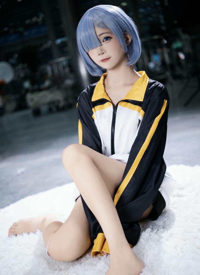 Hình ảnh Rem cosplay dễ thương nổi bật