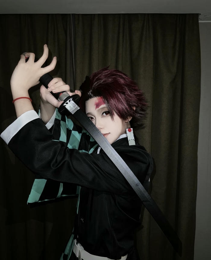 Hình ảnh Tanjiro cosplay đẹp trai cực