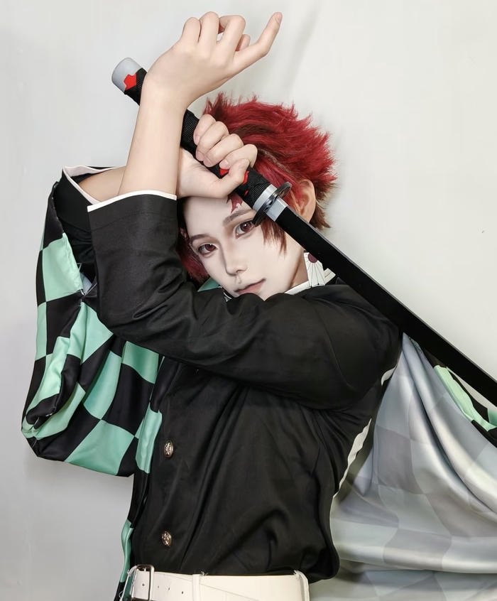 Hình ảnh Tanjiro cosplay xinh trai nổi bật