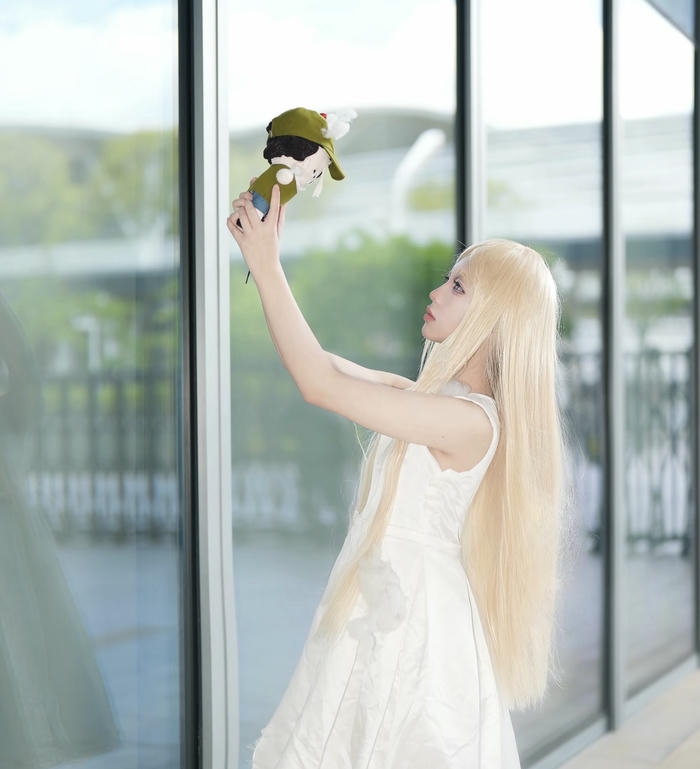 Hình ảnh cosplay cute vui vẻ