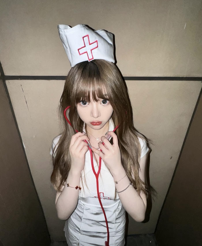 Hình ảnh cosplay y tá dễ thương