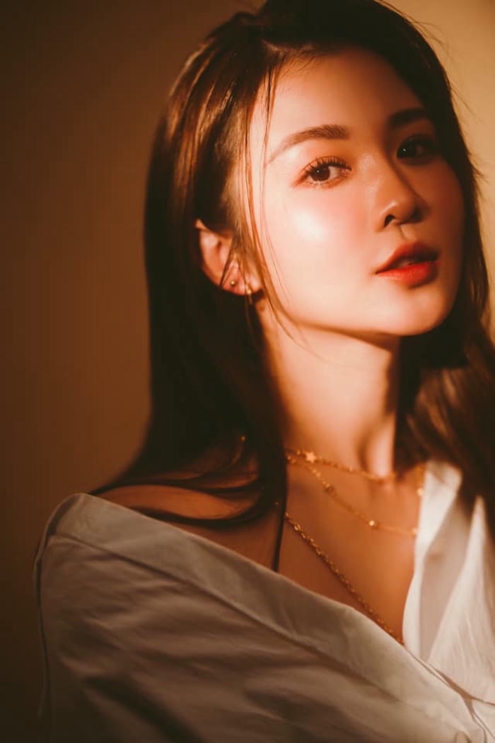 Hình body Ribi Sachi cân đối phong cách thời trang