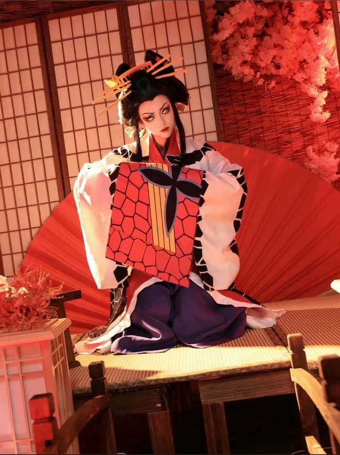 Hình cosplay Daki sexy ánh mắt sắc