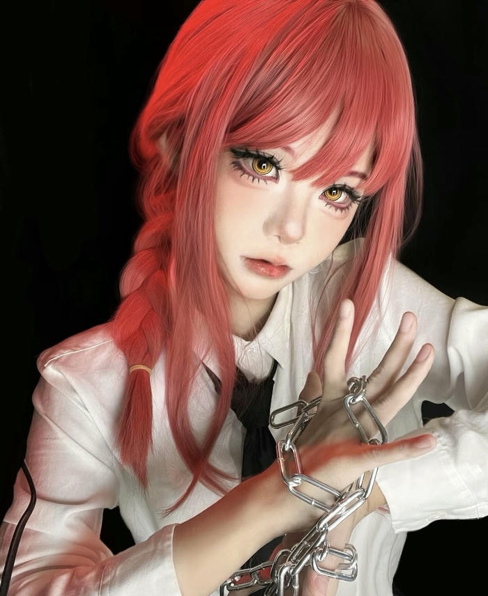 Hình cosplay Makima phong thái cực hút