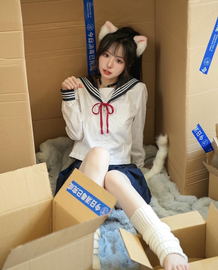 Hình cosplay cute học sinh nữ