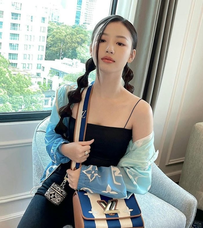 Hình sexy của Amee hình ảnh sáng sủa