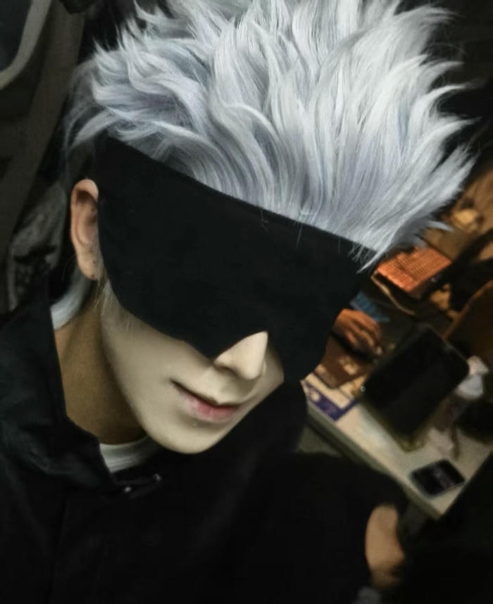 Hình trai đẹp Gojo cosplay cực ngầu