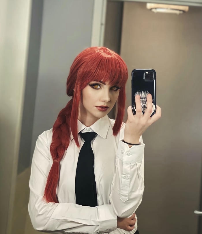 Makima cosplay phong thái lạnh cực hút