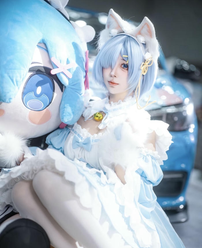 Rem cosplay đẹp dễ thương cực ngọt