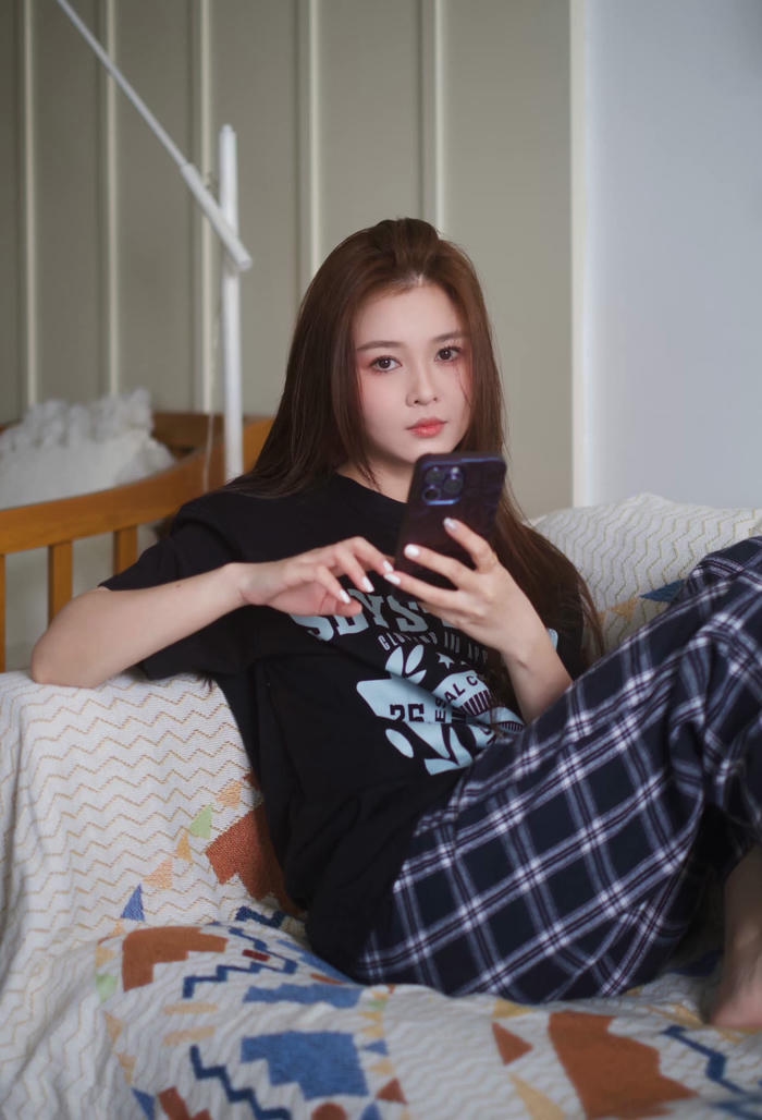 Ribi Sachi nữ sinh hình ảnh thời trang trẻ trung