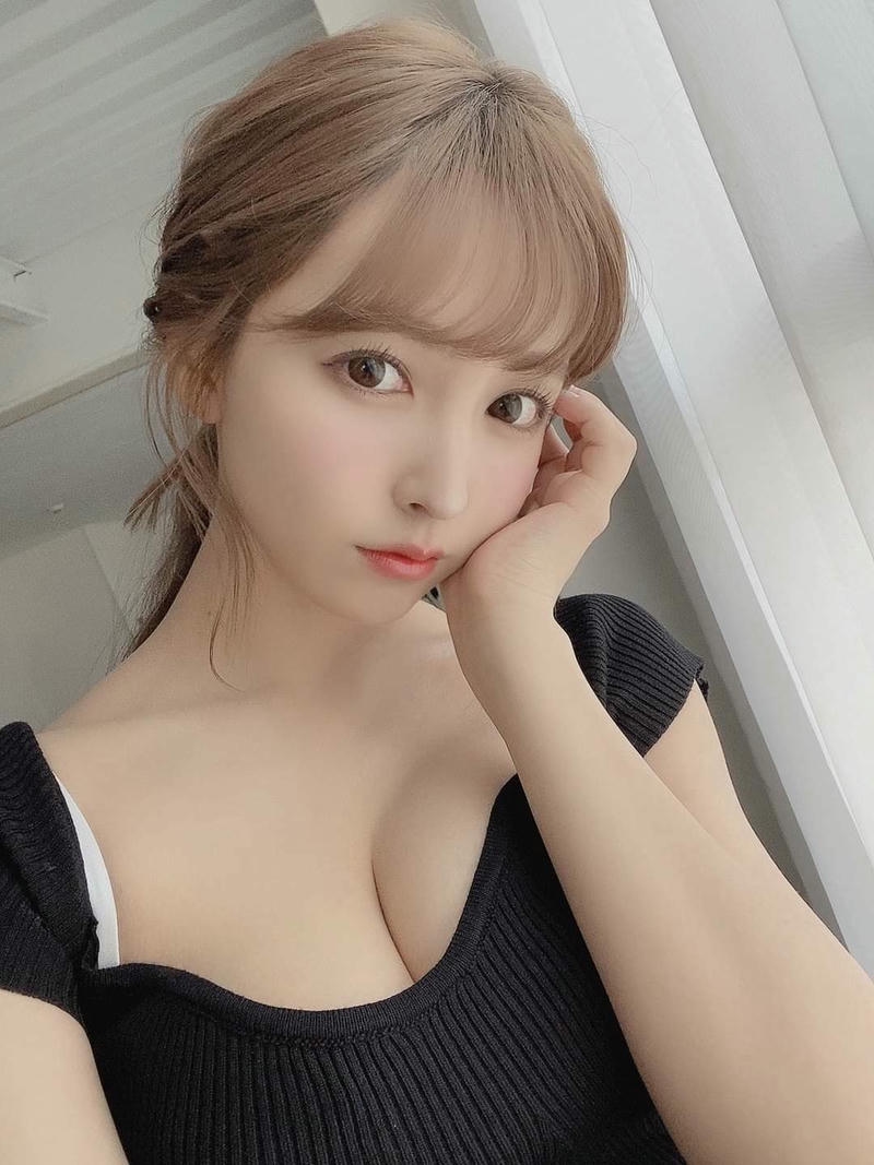 Ảnh Yua Mikami Sexy Chụp Cận Mặt Dễ Thương