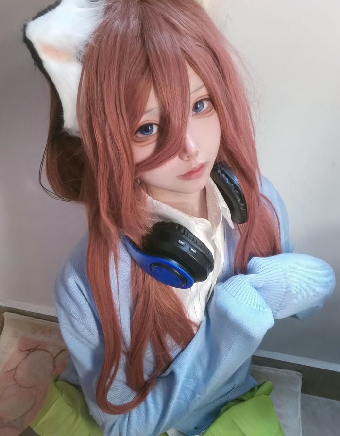 Cosplay Miku Nakano đáng yêu cực nổi bật