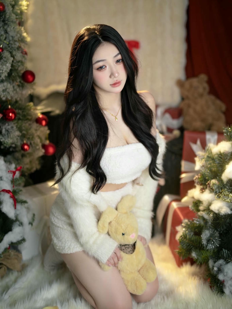 hình Trần Hà Linh cực xinh dễ thương nổi bật